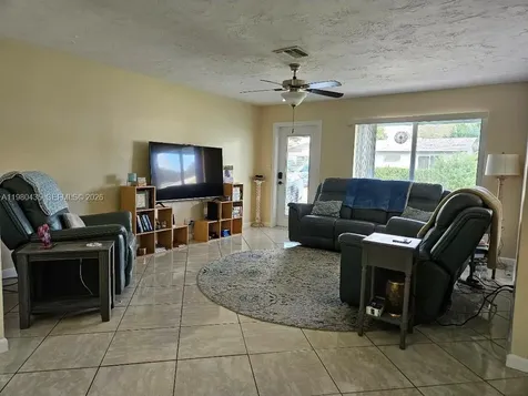 4613 NW 30th Terrace Tamarac FL 33309
