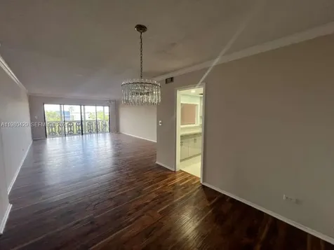 800 NE 195th Street Miami FL 33179