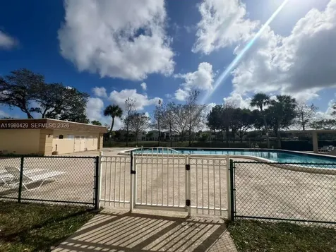 800 NE 195th Street Miami FL 33179