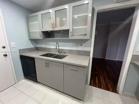 800 NE 195th Street Miami FL 33179