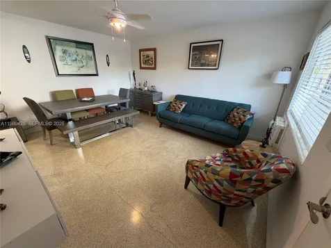 3055 SW 1st Avenue Miami FL 33129