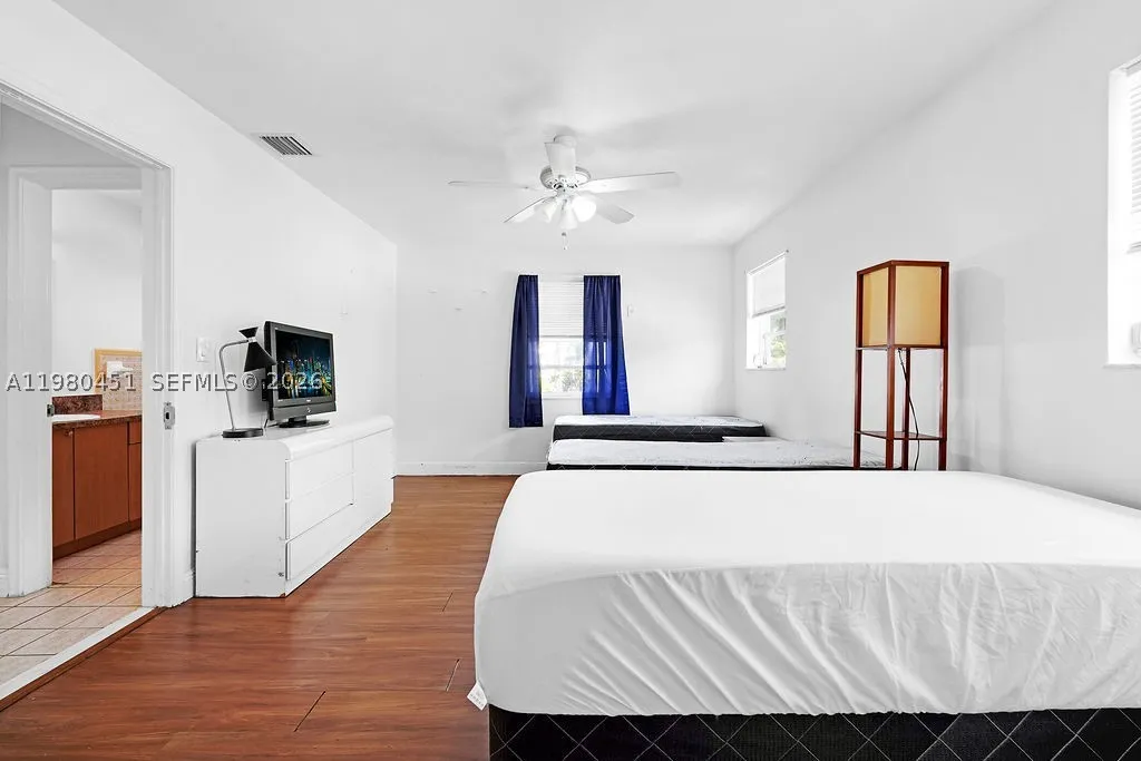 2419 Pierce Street Hollywood FL 33020