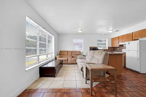 2419 Pierce Street Hollywood FL 33020