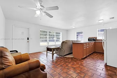 2419 Pierce Street Hollywood FL 33020