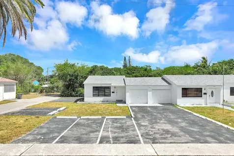 2419 Pierce Street Hollywood FL 33020