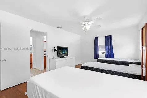 2419 Pierce Street Hollywood FL 33020