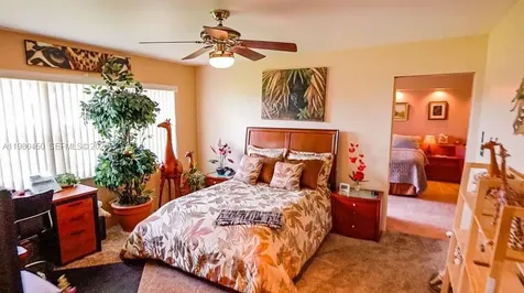 9200 N Hollybrook Lake Drive Pembroke Pines FL 33025