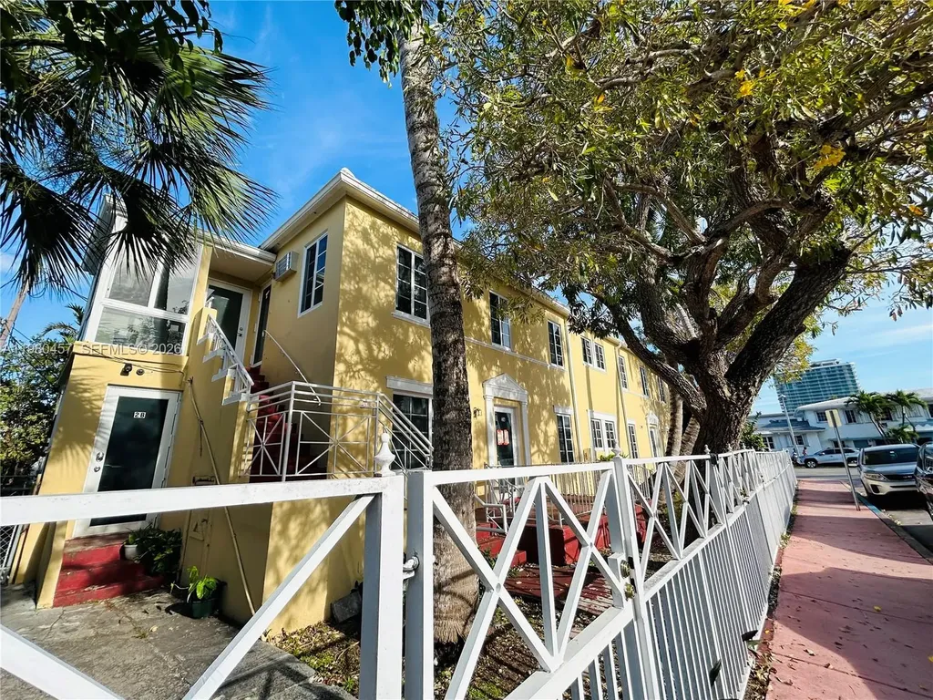 7501 Byron Avenue Miami Beach FL 33141