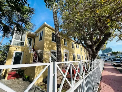 7501 Byron Avenue Miami Beach FL 33141