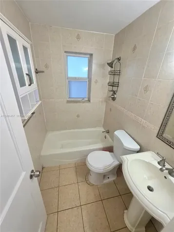 7501 Byron Avenue Miami Beach FL 33141
