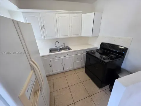 7501 Byron Avenue Miami Beach FL 33141