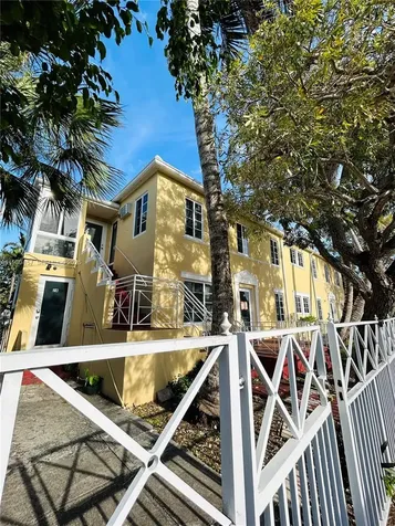7501 Byron Avenue Miami Beach FL 33141