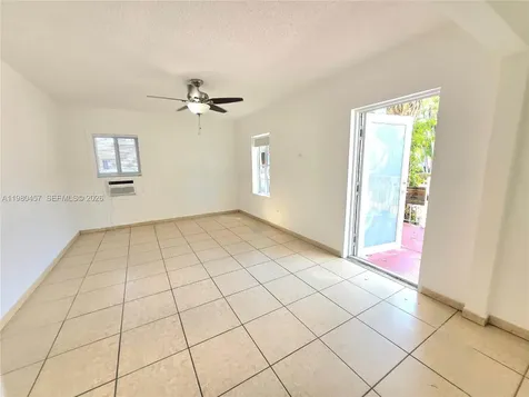 7501 Byron Avenue Miami Beach FL 33141