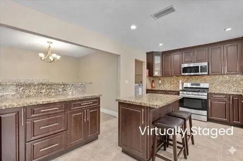 2805 E Lexington Drive Miramar FL 33025