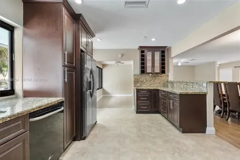 2805 E Lexington Drive Miramar FL 33025
