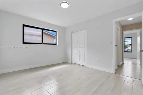 2805 E Lexington Drive Miramar FL 33025