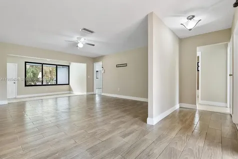 2805 E Lexington Drive Miramar FL 33025