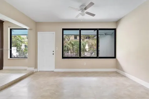 2805 E Lexington Drive Miramar FL 33025