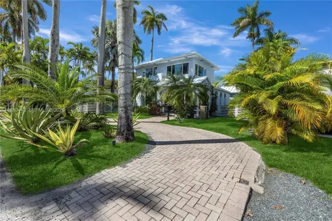 1121 NE 85th Street Miami FL 33138