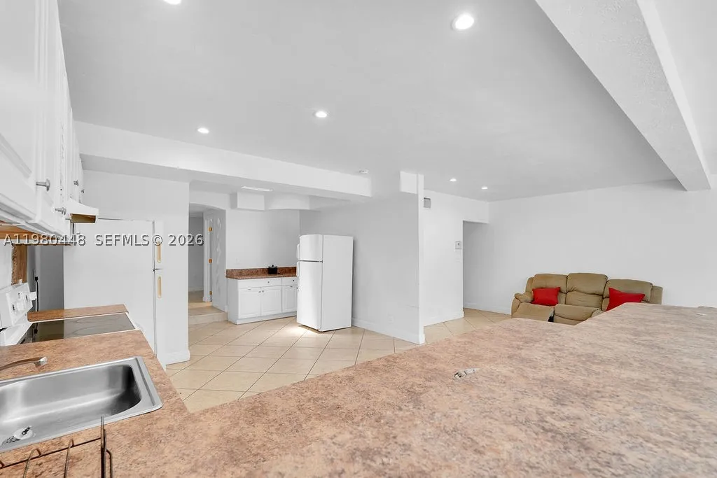 2417 Pierce Street Hollywood FL 33020