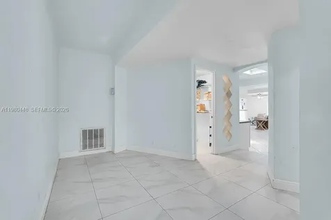 2417 Pierce Street Hollywood FL 33020