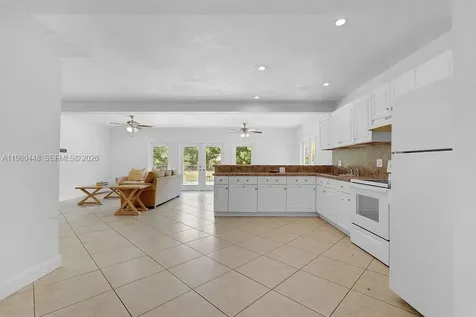 2417 Pierce Street Hollywood FL 33020