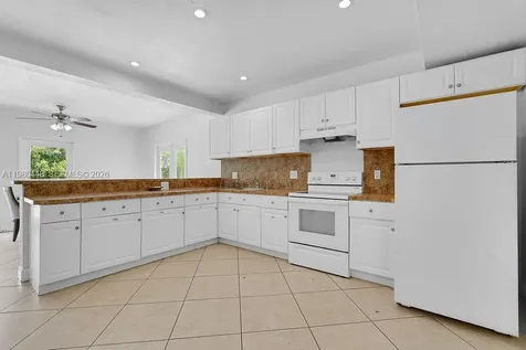 2417 Pierce Street Hollywood FL 33020