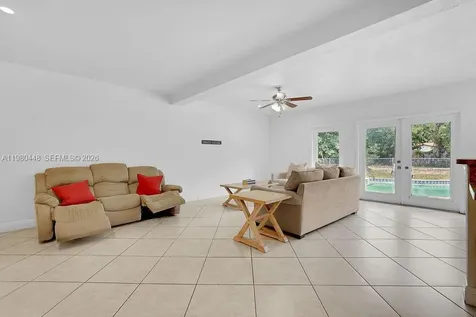 2417 Pierce Street Hollywood FL 33020
