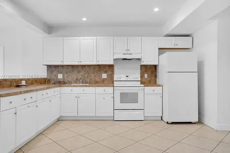 2417 Pierce Street Hollywood FL 33020