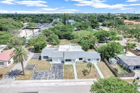 2417 Pierce Street Hollywood FL 33020