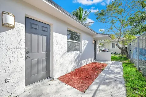 7807 NW 3rd Avenue Miami FL 33150