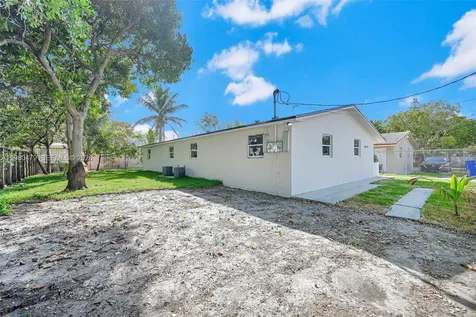 7807 NW 3rd Avenue Miami FL 33150