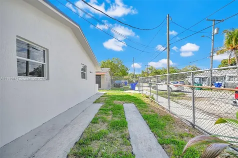 7807 NW 3rd Avenue Miami FL 33150