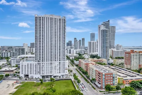 275 NE 18th Street Miami FL 33132