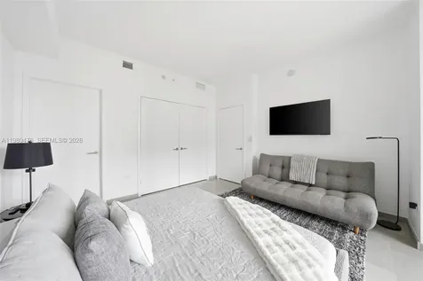 88 SW 7th Street Miami FL 33130