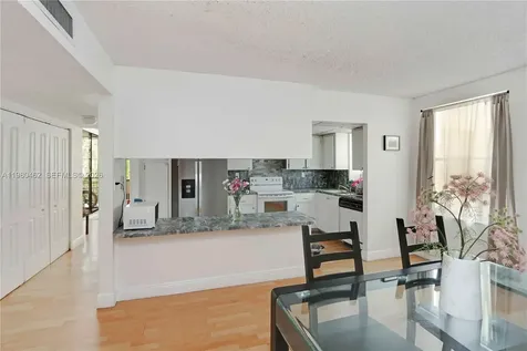 20381 NE 30th Avenue Aventura FL 33180