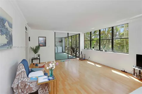 20381 NE 30th Avenue Aventura FL 33180