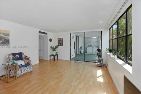 20381 NE 30th Avenue Aventura FL 33180