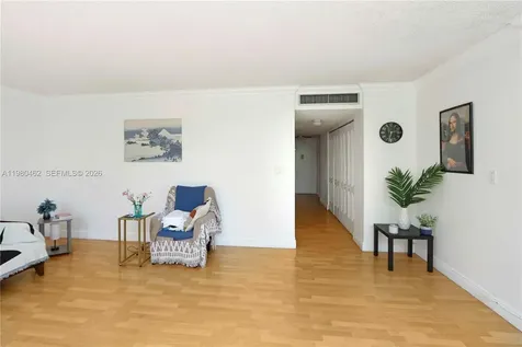 20381 NE 30th Avenue Aventura FL 33180