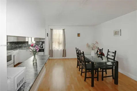 20381 NE 30th Avenue Aventura FL 33180