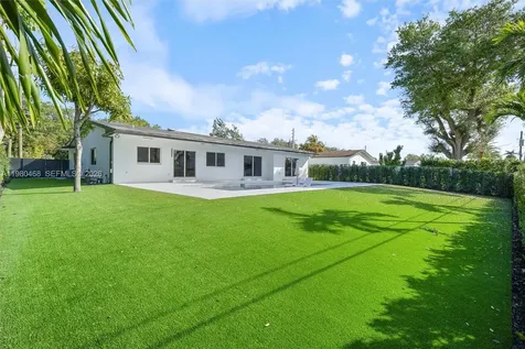 1840 NE 199th Street Miami FL 33179