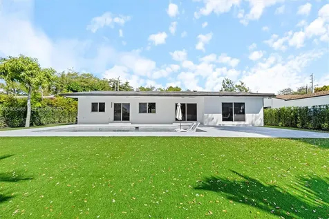 1840 NE 199th Street Miami FL 33179