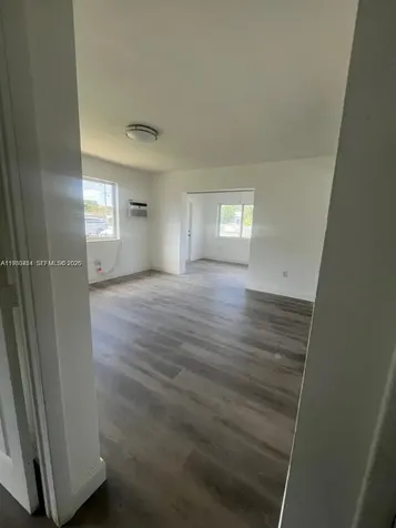 2140 NW 27th Street Miami FL 33142