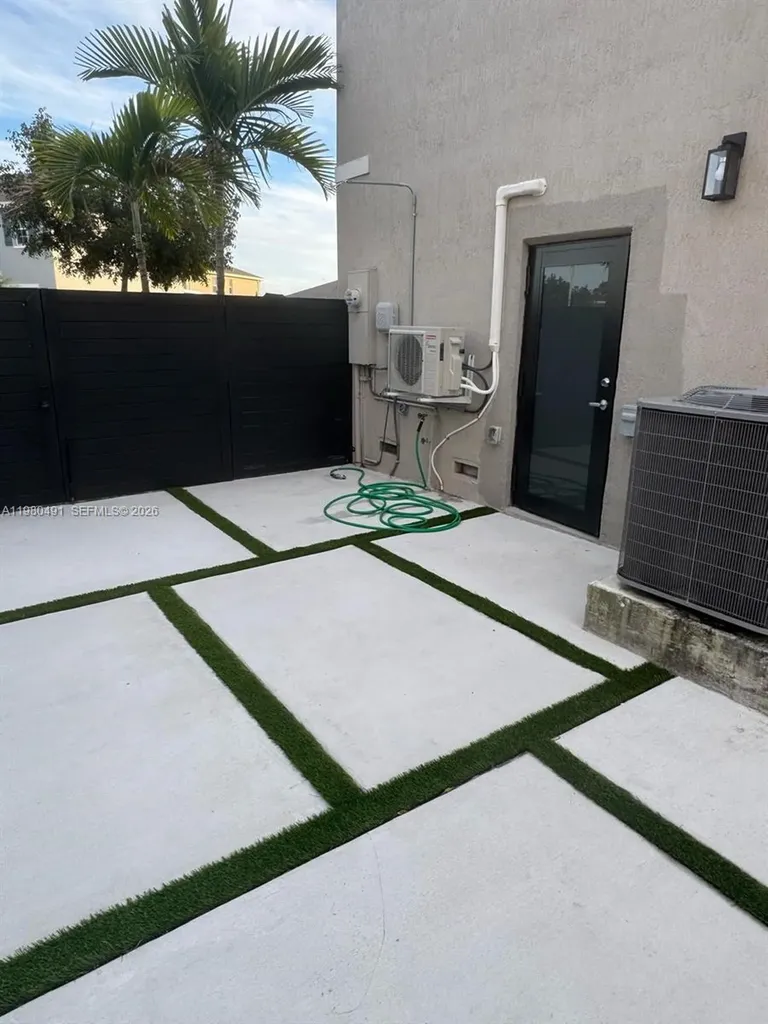 27132 SW 132nd Court Road Homestead FL 33032