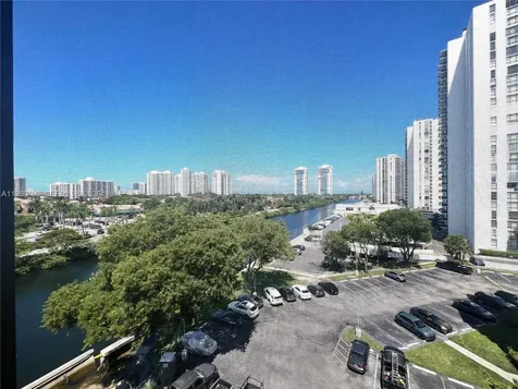 3475 N Country Club Drive Aventura FL 33180