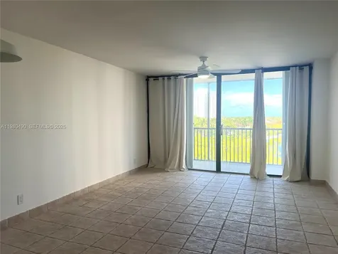 3475 N Country Club Drive Aventura FL 33180