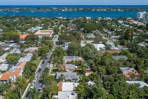 415 32nd Street West Palm Beach FL 33407