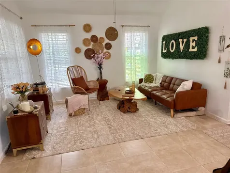 415 32nd Street West Palm Beach FL 33407