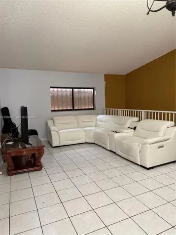 7792 W 29th Way Hialeah FL 33018