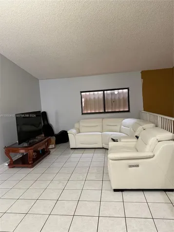 7792 W 29th Way Hialeah FL 33018